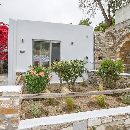 Le Petit Ενα Μικρό Αλλά Όμορφο Σπίτι Lägenhet Stení Exteriör bild